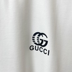Gucci古驰💥砸锅卖铁都要上的新款新款原单男士休闲短袖 高端定制 高端版本 时尚百搭爆款⚠️⚠️✨✨进口面料 手感超柔 Gucci古驰💥砸锅卖铁都要上的新款新款原单男士休闲短袖 高端定制 高端版本 时尚百搭爆款⚠️⚠️✨✨进口面料 手感超柔