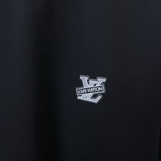 Louis Vuitton路易威登💥砸锅卖铁都要上的新款新款原单男士休闲短袖 高端定制 高端版本 时尚百搭爆款⚠️⚠️✨ Louis Vuitton路易威登💥砸锅卖铁都要上的新款新款原单男士休闲短袖 高端定制 高端版本 时尚百搭爆款⚠️⚠️✨