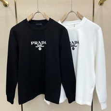 Prada普拉达💥砸锅卖铁都要上的新款新款原单男士休闲长袖 高端定制 高版本 时尚百搭爆款⚠️⚠️✨✨进口面料 手感超柔 Prada普拉达💥砸锅卖铁都要上的新款新款原单男士休闲长袖 高端定制 高版本 时尚百搭爆款⚠️⚠️✨✨进口面料 手感超柔
