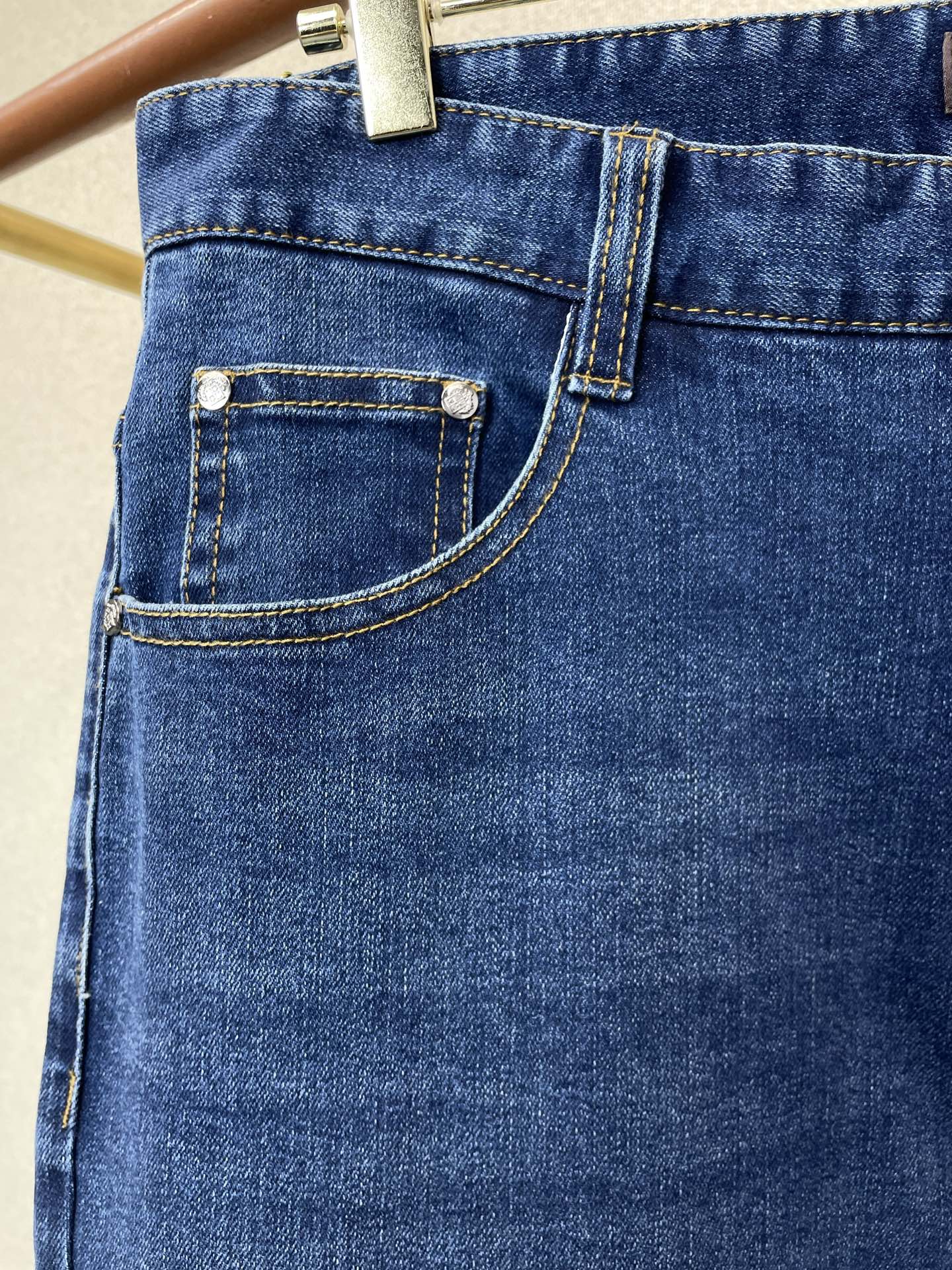 Loro Piana-Loro Piana诺悠翩雅💥独家专供新款牛仔裤👖高端版本！专柜定制面料 透气舒适度高，细节无可挑