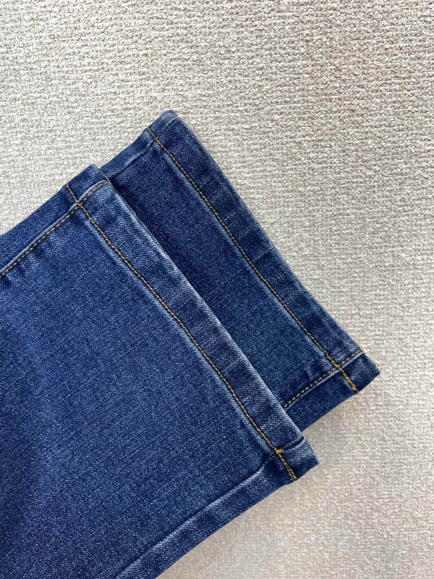 Loro Piana-Loro Piana诺悠翩雅💥独家专供新款牛仔裤👖高端版本！专柜定制面料 透气舒适度高，细节无可挑