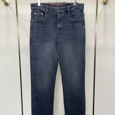 ZEGNA杰尼亚💥独家专供新款牛仔裤👖高端版本!专柜定制面料 透气舒适度高,细节无可挑剔,品牌元素设计理念,体现高品质。 ZEGNA杰尼亚💥独家专供新款牛仔裤👖高端版本!专柜定制面料 透气舒适度高,细节无可挑剔,品牌元素设计理念,体现高品质。