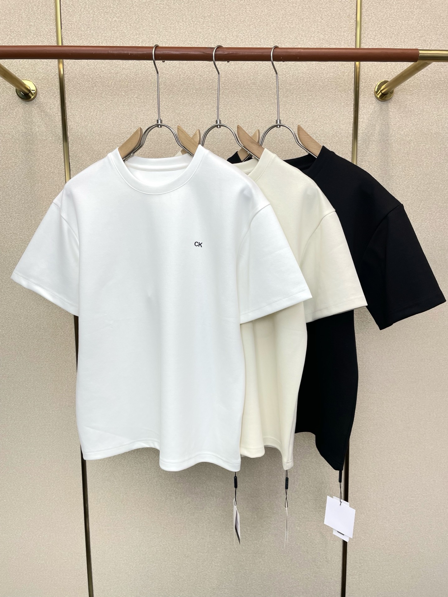 Calvin Klein💥独家专供新款原单男士休闲短袖 高端定制 高端版本 时尚百搭爆款⚠️⚠️✨✨进口面料 手感超柔软