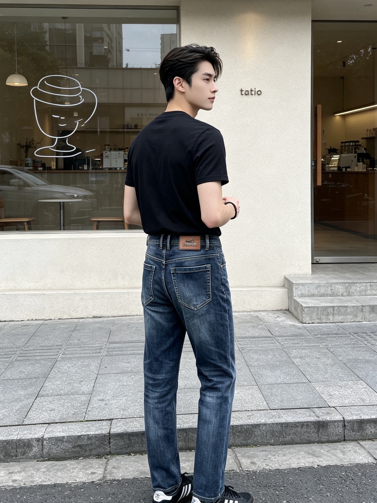 Hermès爱马仕💥独家专供新款休闲牛仔裤👖高端版本 专柜定制面料 透气舒适度高，细节无可挑剔，品牌元素设计理念，体现高