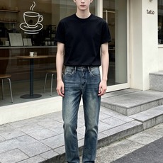 Prada普拉达💥独家专供新款休闲牛仔裤👖高端版本 专柜定制面料 透气舒适度高,细节无可挑剔,品牌元素设计理念,体现高品 Prada普拉达💥独家专供新款休闲牛仔裤👖高端版本 专柜定制面料 透气舒适度高,细节无可挑剔,品牌元素设计理念,体现高品