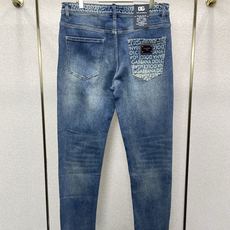 Dolce&Gabbana杜嘉班纳💥独家专供新款休闲牛仔裤👖高端版本 专柜定制面料 透气舒适度高,细节无可挑剔,品牌元素 Dolce&Gabbana杜嘉班纳💥独家专供新款休闲牛仔裤👖高端版本 专柜定制面料 透气舒适度高,细节无可挑剔,品牌元素