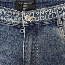 Dolce&Gabbana杜嘉班纳💥独家专供新款休闲牛仔裤👖高端版本 专柜定制面料 透气舒适度高,细节无可挑剔,品牌元素 Dolce&Gabbana杜嘉班纳💥独家专供新款休闲牛仔裤👖高端版本 专柜定制面料 透气舒适度高,细节无可挑剔,品牌元素