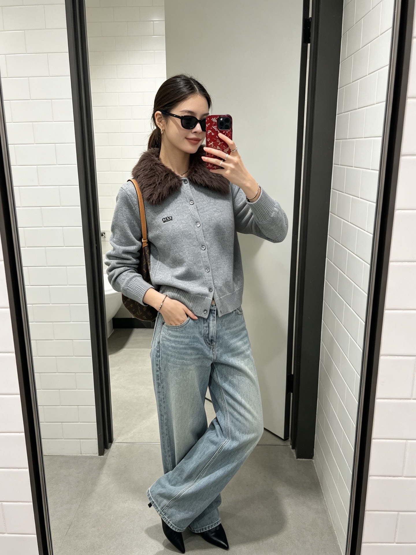 LOEWE罗意威👚独家专供👚新款女装休闲毛领毛衣 高端版本！独特设计 专柜定制面料 透气舒适度高，细节无可挑剔，品牌元素