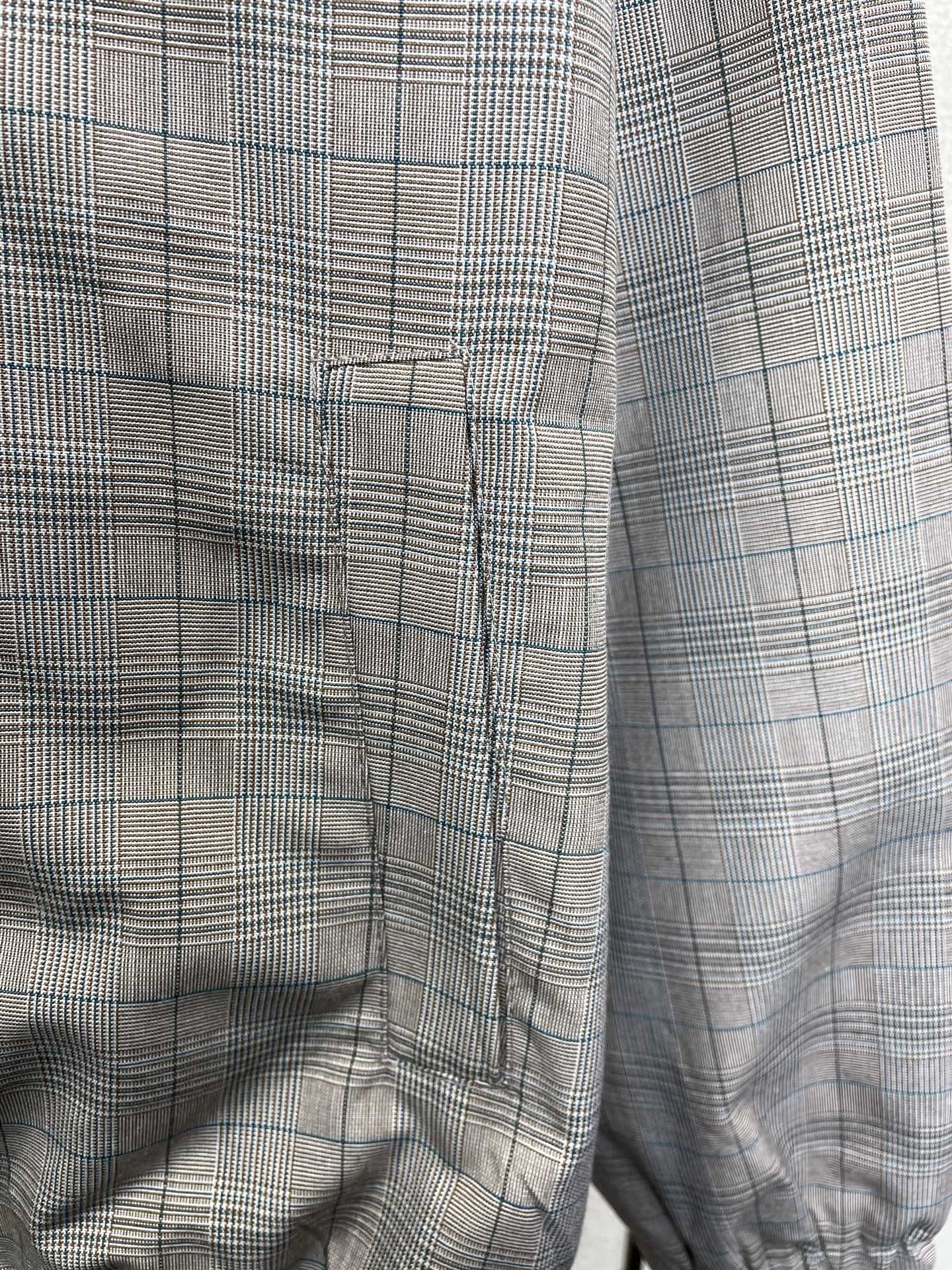 Miumiu谬谬👚独家专供👚新款女装休闲格子外套 高端版本！独特设计 专柜定制面料 透气舒适度高，细节无可挑剔，品牌元素