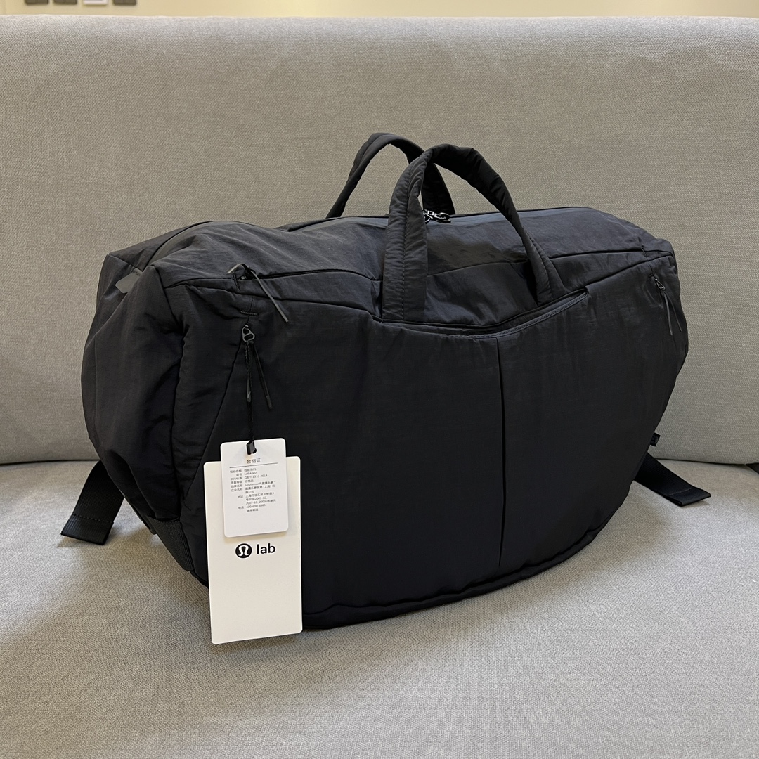 Lab 29L Convertible Multi-Functional Barrel Duffle Bag - Comprehensive 3