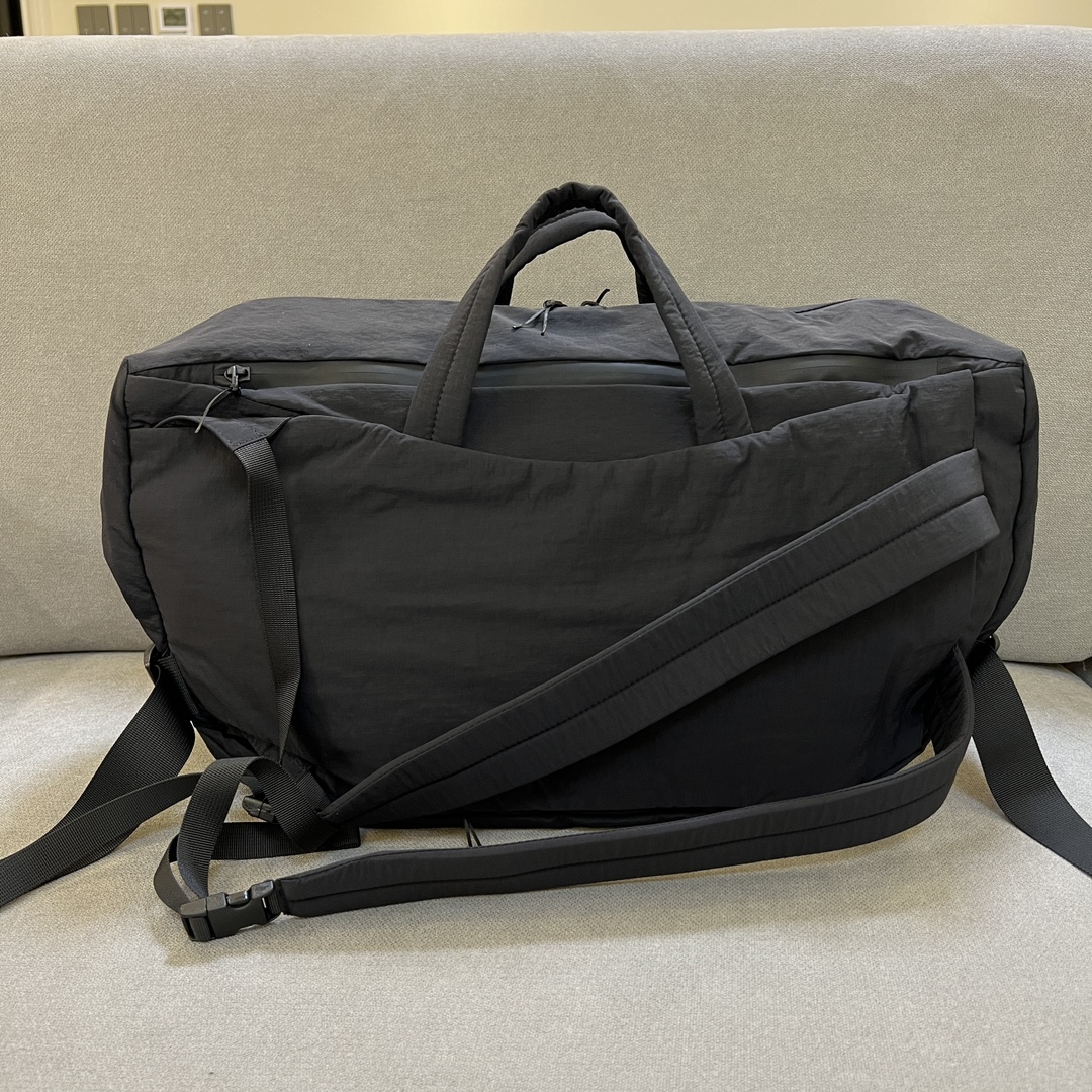 Lab 29L Convertible Multi-Functional Barrel Duffle Bag - Comprehensive 2