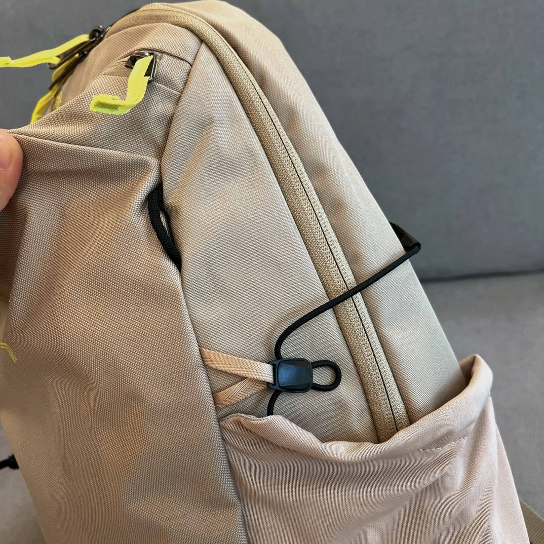 Mantis16L登山包 5