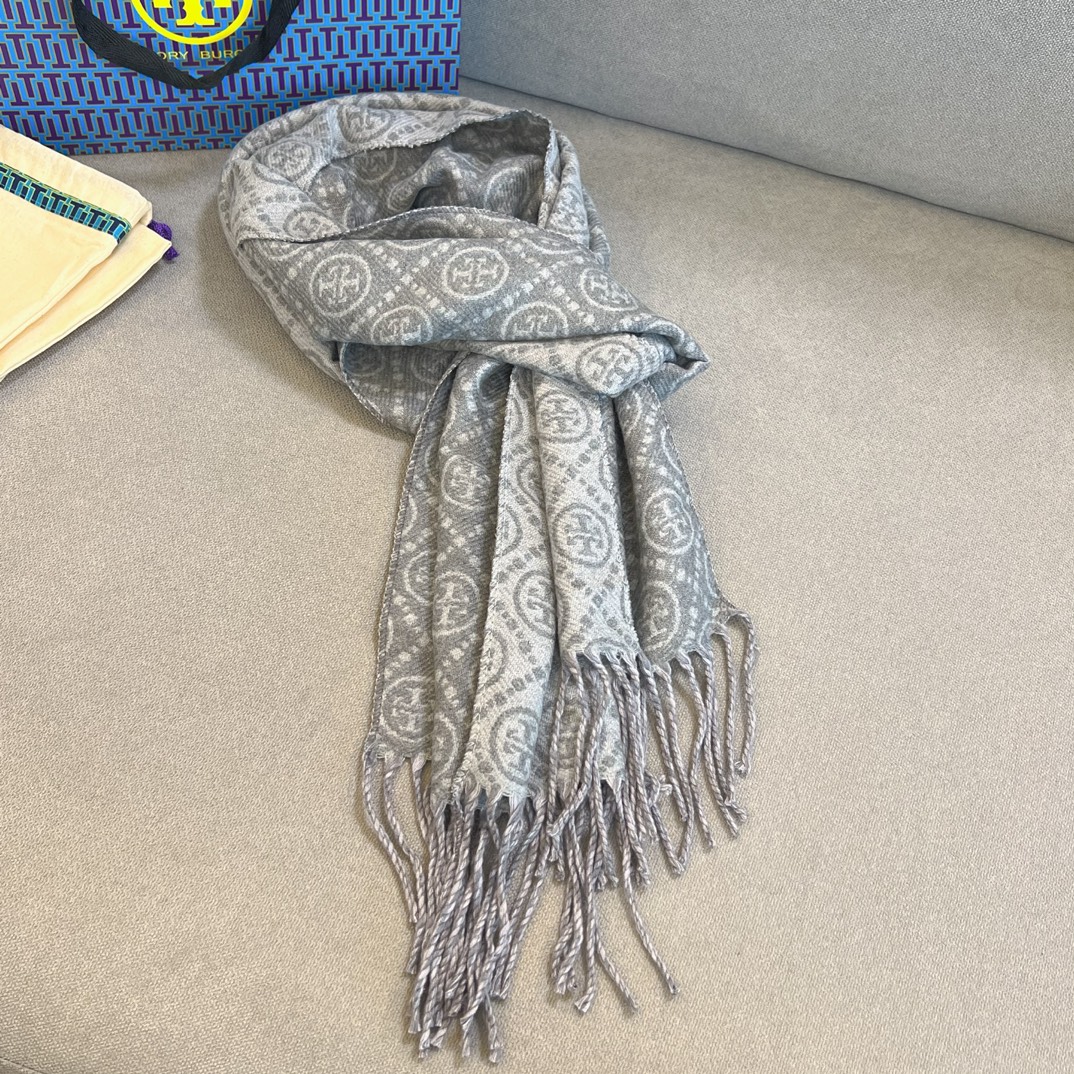 Chanel Haute Couture Silk Twill Scarf Shawl Ref 5