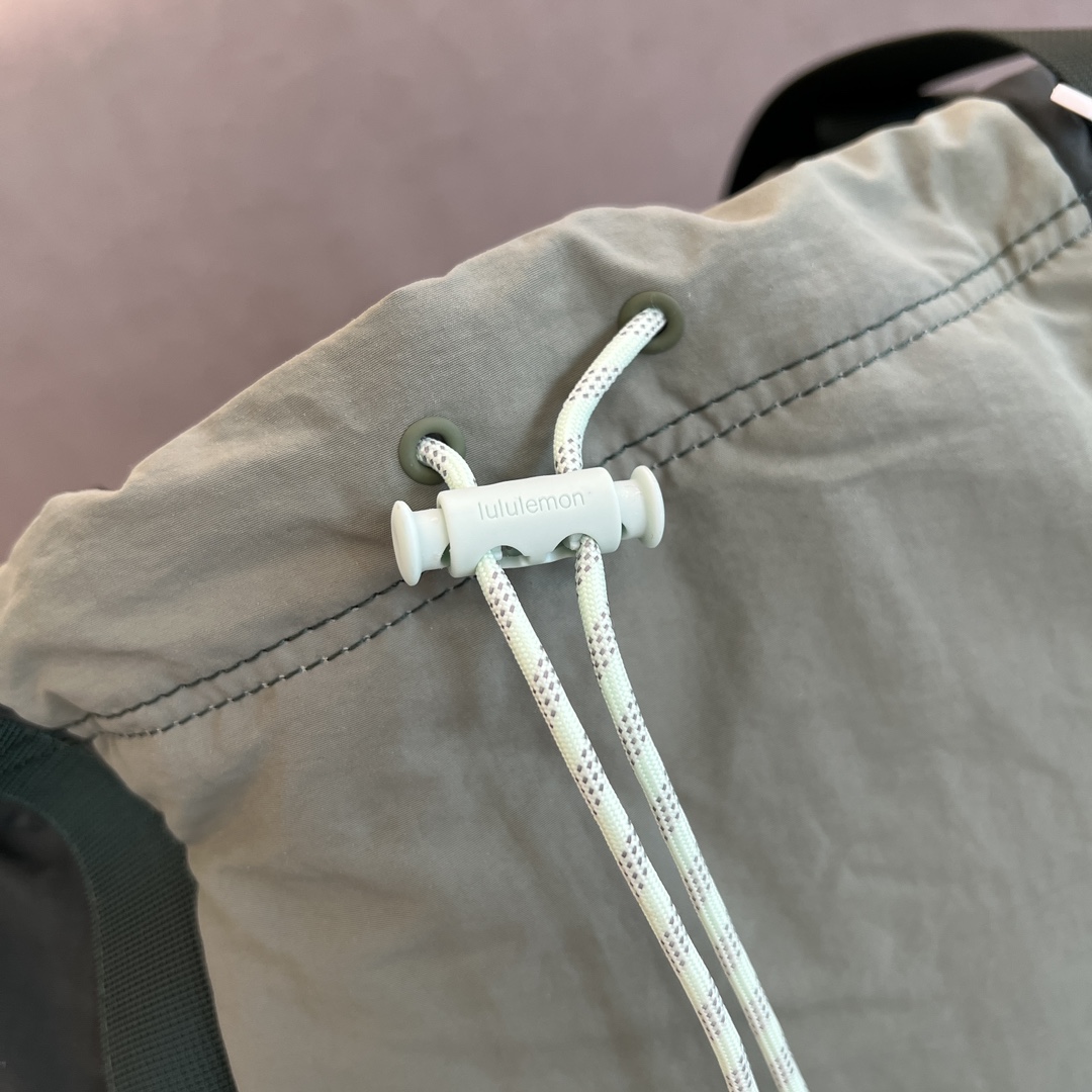lululemon dualfunction18L两用双肩背包休闲单肩托特包瑜伽包女 7