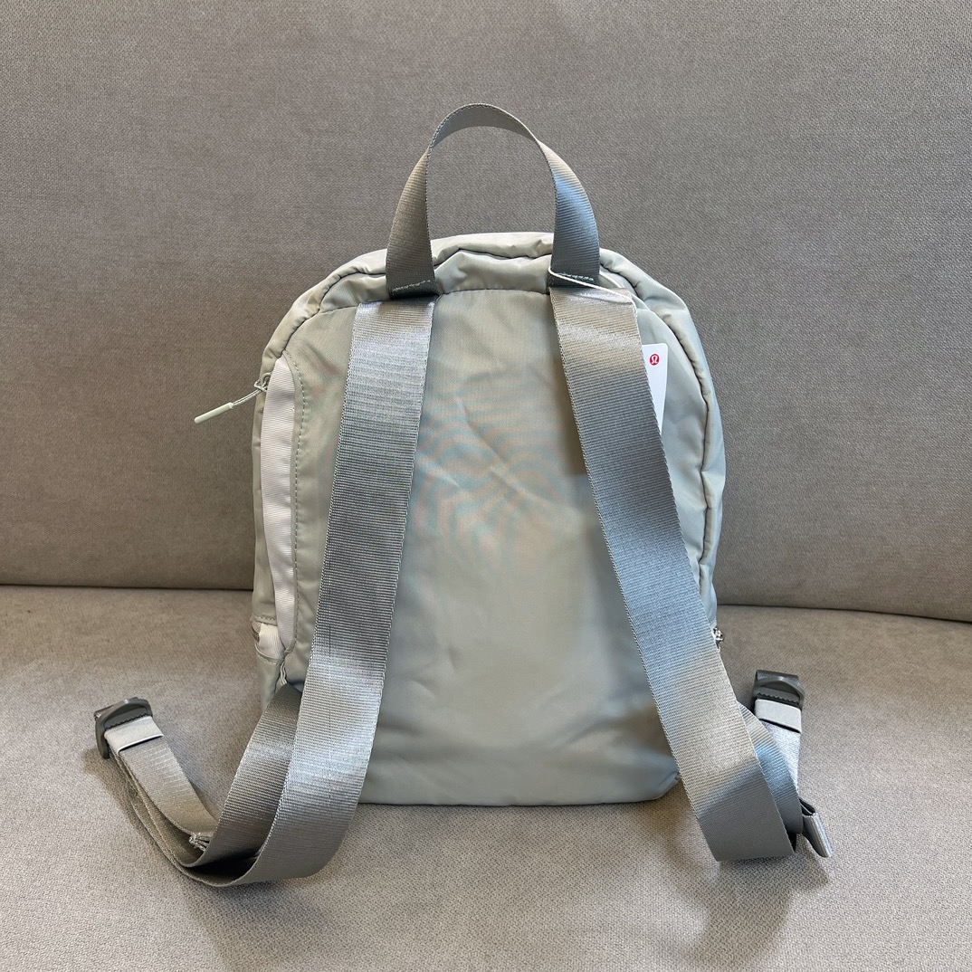 ultra-lightweight travel tote backpack crafted from premium - Comprehensive 2