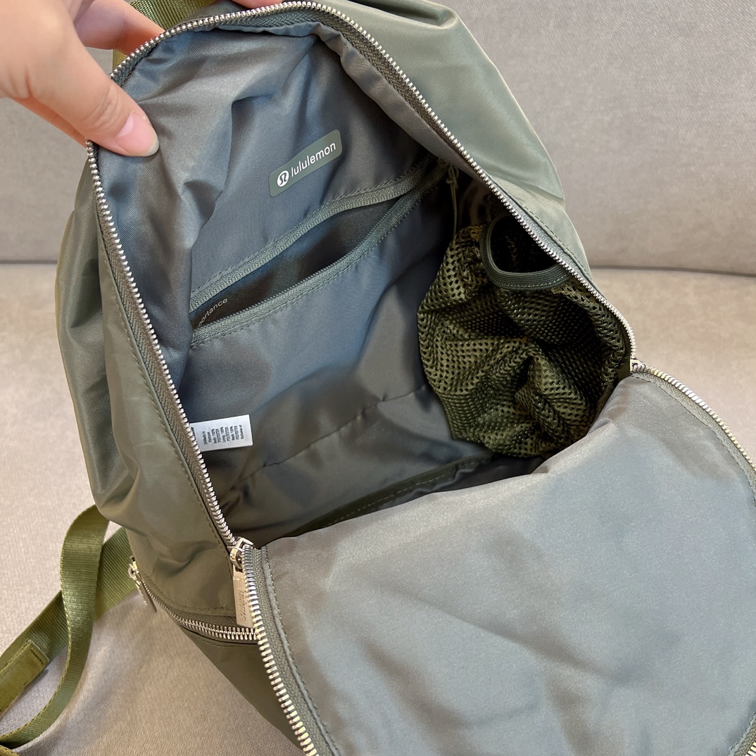 this versatile sports backpack transitions seamlessly between a - Comprehensive 9