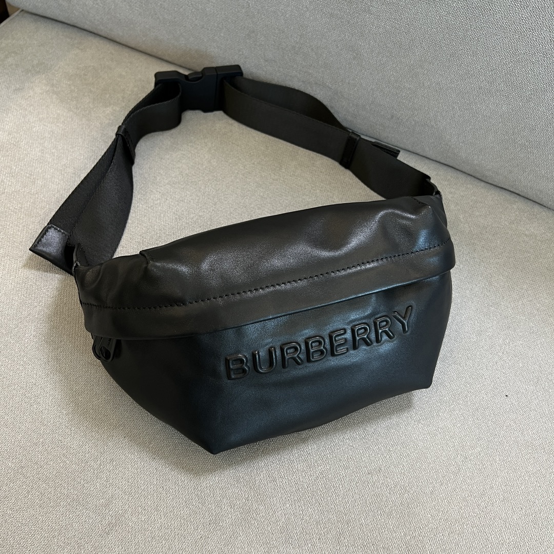 Leather Belt Bag / Crossbody Bag - Comprehensive