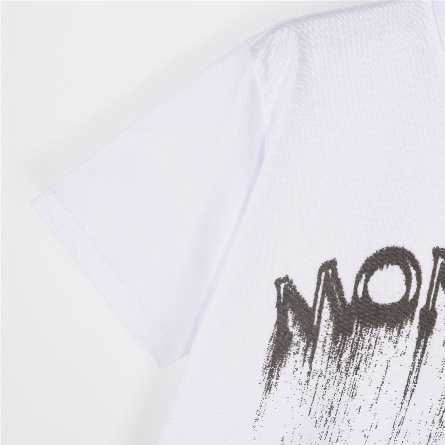 MONCLER盟可睐 2025春夏新品喷墨字母印花袖章logo圆领短袖T恤