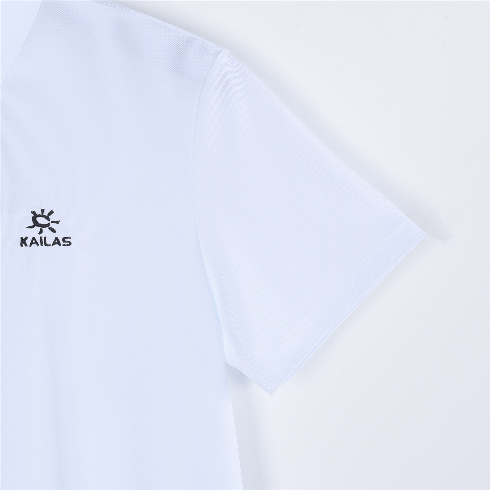 区别通货 无痕冰丝 KAILAS-凯乐石无痕压胶商务休闲翻领设计刺绣logo休闲冰感冰丝速干黑科技Polo衫短袖
