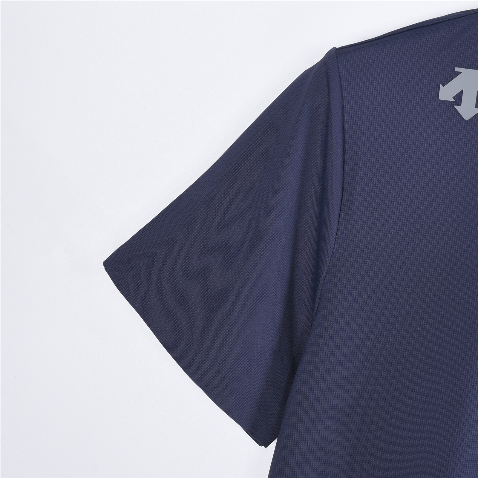 新增配色 DESCENTE / 迪桑特 华夫格冰丝棉无痕速干polo短袖 宝蓝色