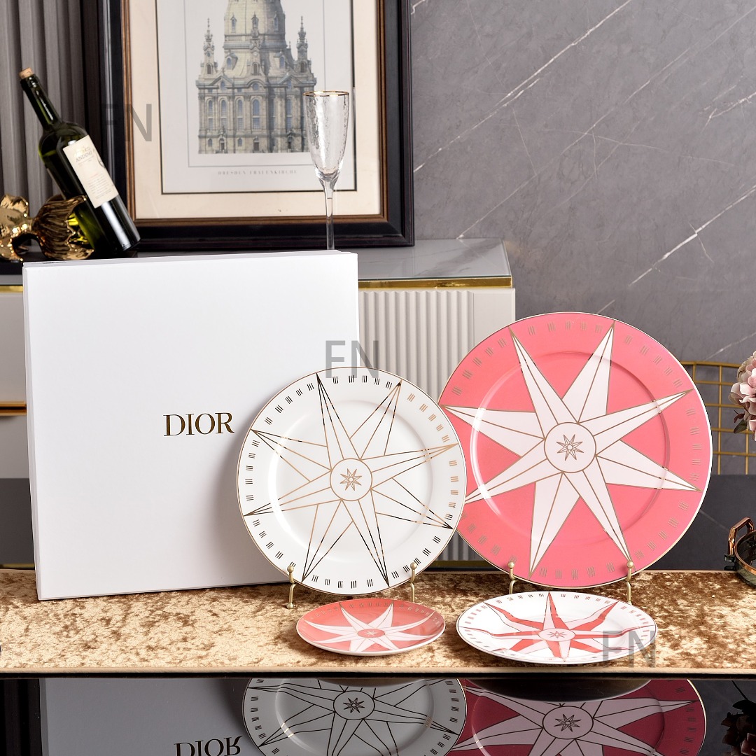 Fendi Haute Couture Maison Lifestyle Luxury Home Decor Blanket Tableware 4