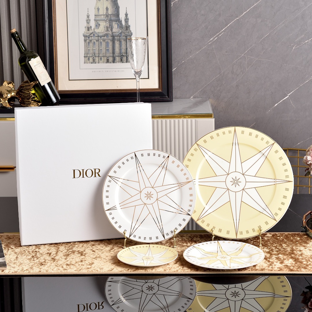 Dior Haute Couture Maison Lifestyle Luxury Home Decor Blanket Tableware 3