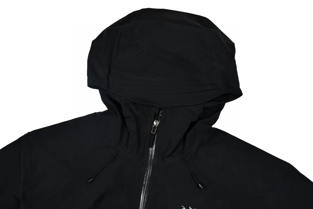 ARCTERYX XGS Lightweight Waterproof Suit with GORE-TEX Fabric and Ventilation - 图片 3