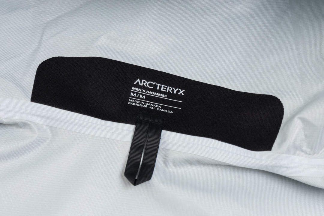 ARCTERYX Betat Ltd 26844: Lightweight Waterproof Gas Caps for Extreme Weather - 图片 3