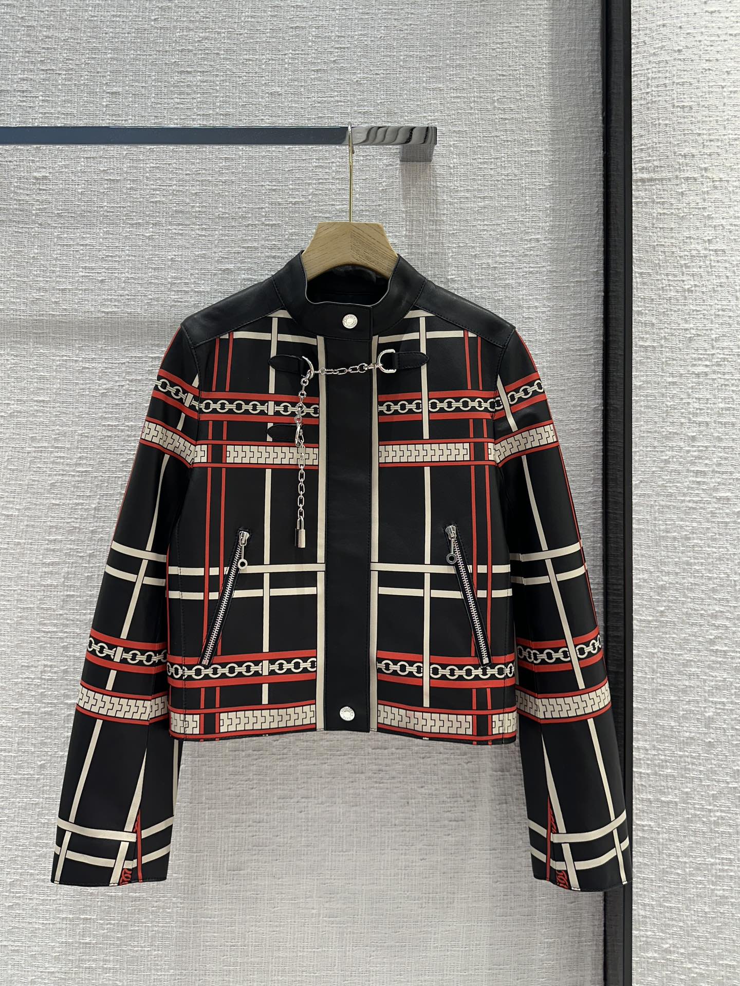 Hermes Clothing Coats & Jackets Black Red White Printing Lambskin Sheepskin Spring/Summer Collection Chains