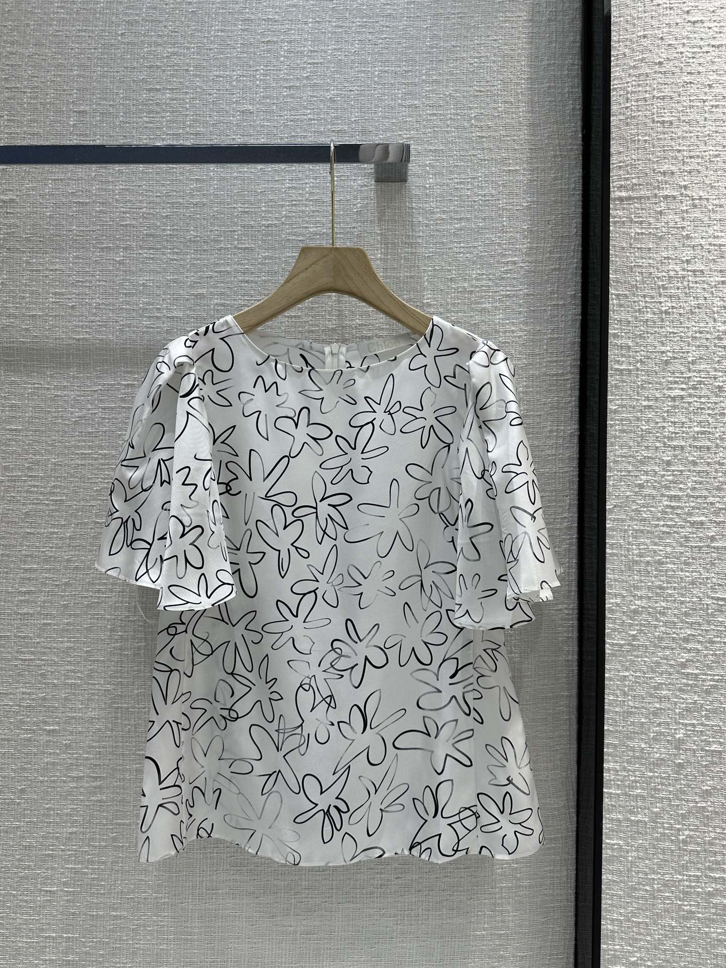 Diseñador falso
 Chloe Ropa Camisas y blusas Graffiti Impresión Seda Colección primavera – verano