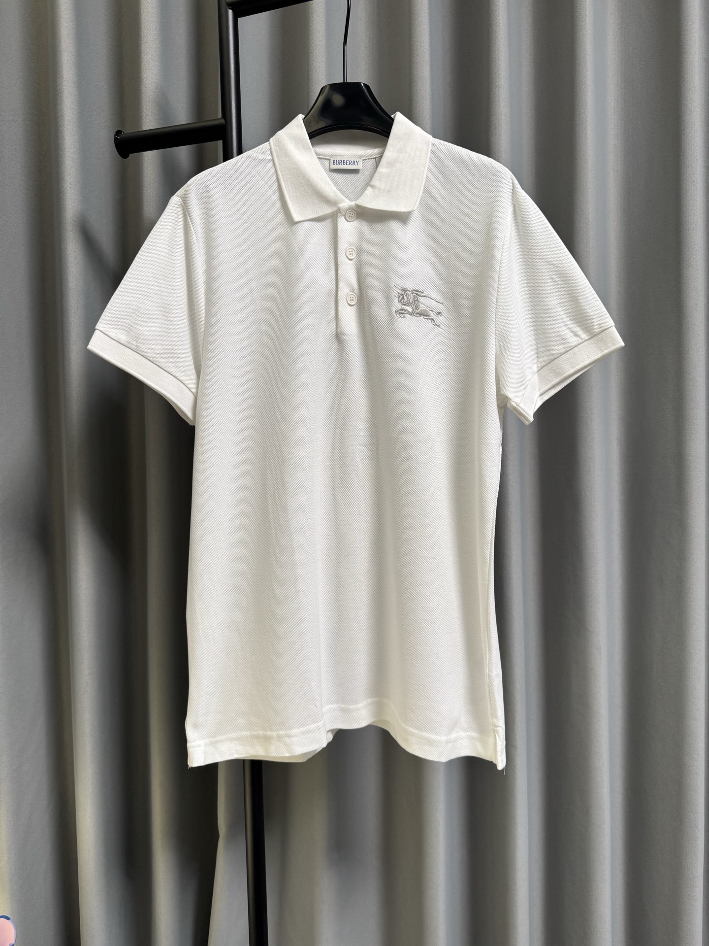 P160 [Réplica de alta gama] Polo de manga corta con bordado de caballero de caballo de guerra clásico Burberry/burberry…