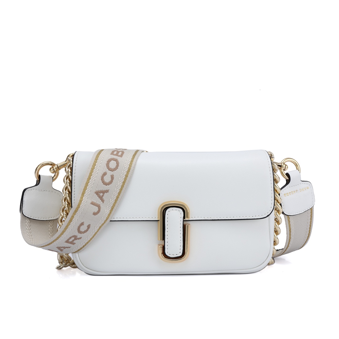 MJ秋冬新款，明星同款超热卖款；可单肩斜挎手提 链条可拆卸 长肩带可拆卸可调节长短 二条肩带可随意搭配 