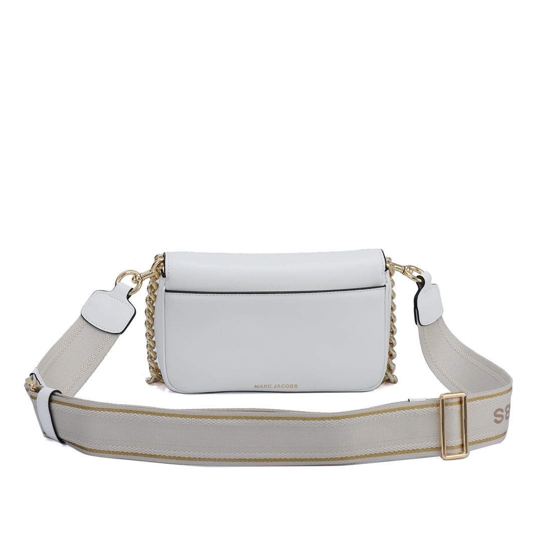 MJ秋冬新款，明星同款超热卖款；可单肩斜挎手提 链条可拆卸 长肩带可拆卸可调节长短 二条肩带可随意搭配 