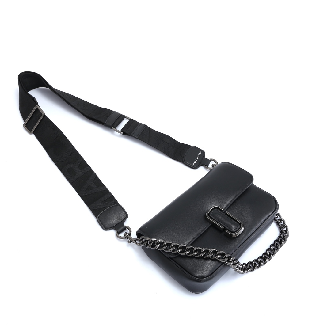 MJ秋冬新款，明星同款超热卖款；可单肩斜挎手提 链条可拆卸 长肩带可拆卸可调节长短 二条肩带可随意搭配 
