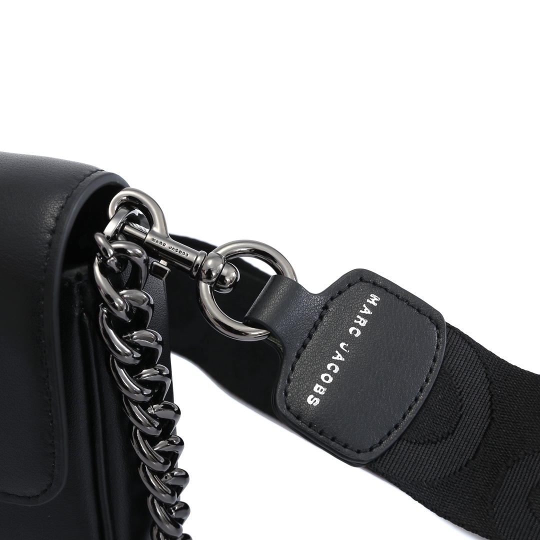 MJ秋冬新款，明星同款超热卖款；可单肩斜挎手提 链条可拆卸 长肩带可拆卸可调节长短 二条肩带可随意搭配 