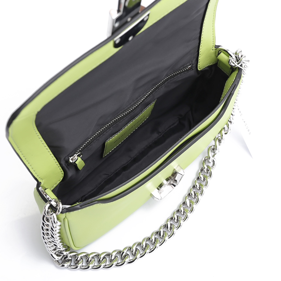 MJ秋冬新款，明星同款超热卖款；可单肩斜挎手提 链条可拆卸 长肩带可拆卸可调节长短 二条肩带可随意搭配 