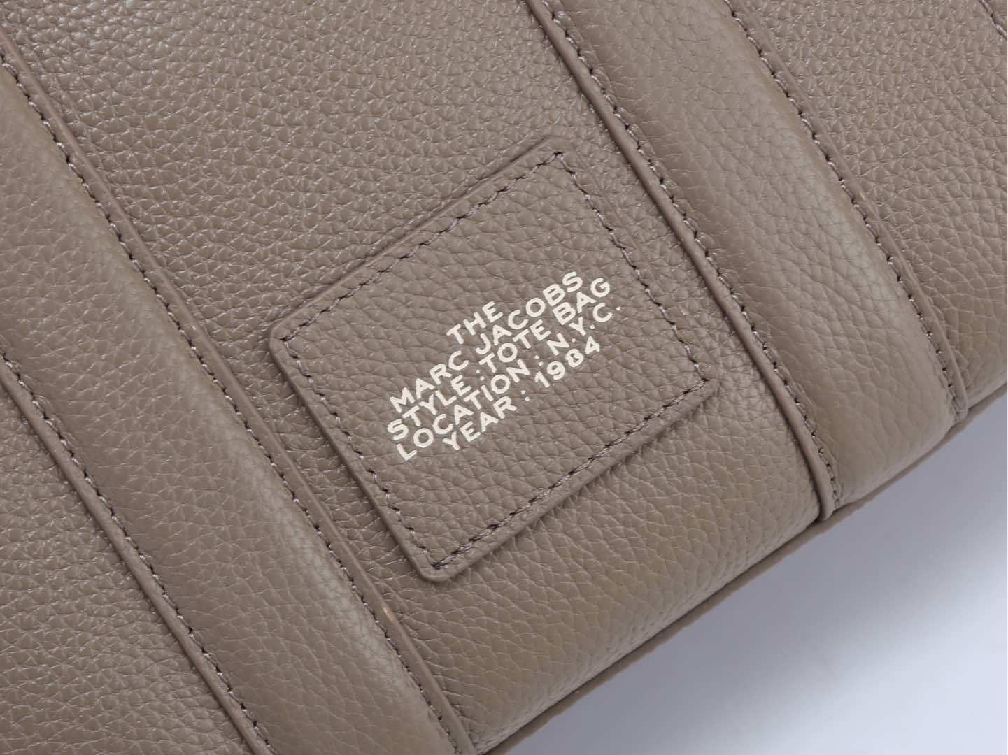 MarcJacobs 纯皮托特包🐮💯(心动一万次真皮托特包也太香了!姐妹们我又整理出来了MarcJaco