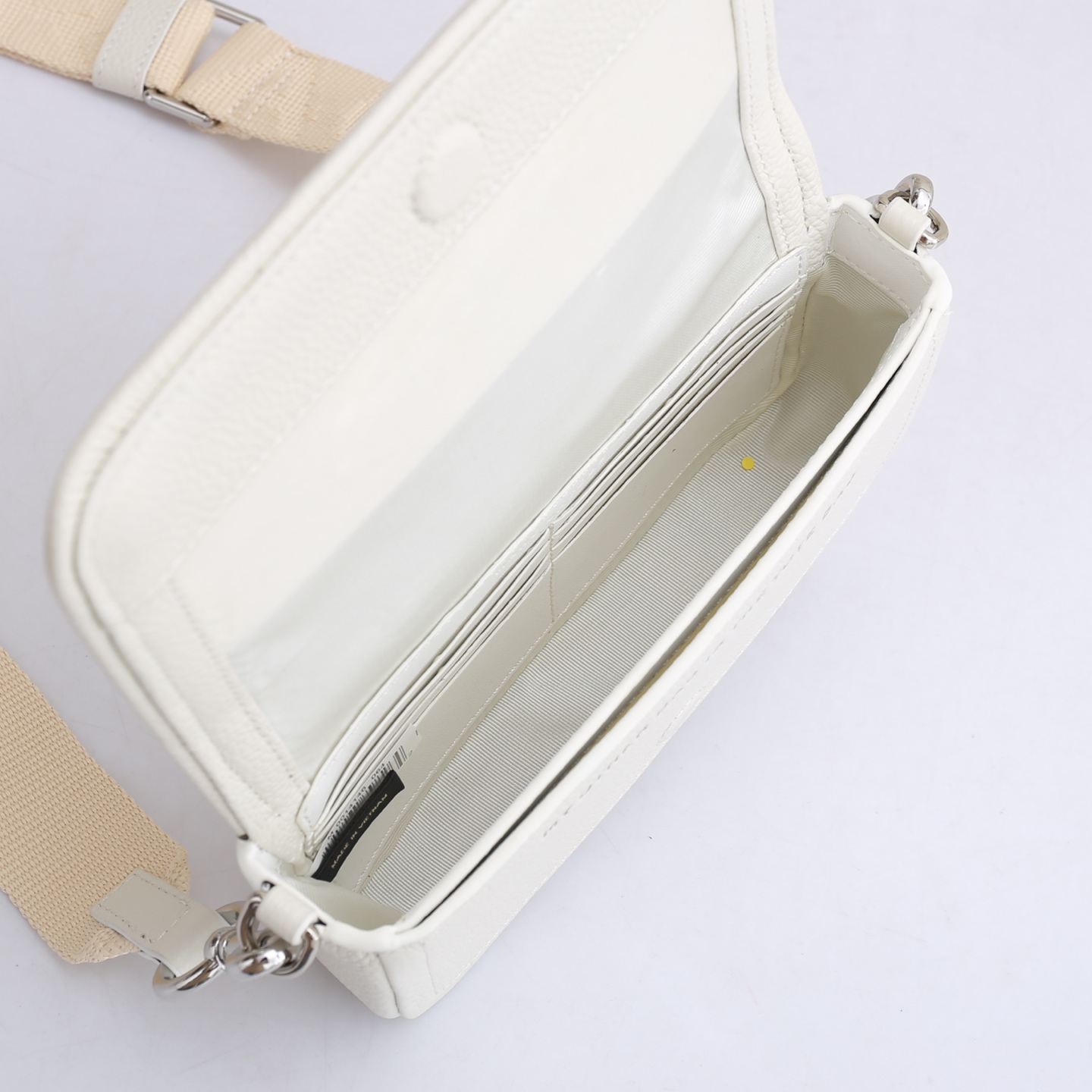 MarcJacobs春夏新品到货啦，夏天𥚃的多巴胺，适合活力四射的你[666]小小身躯大大容量！夏季超级