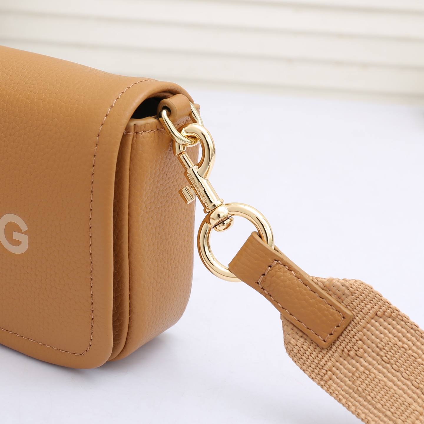 MarcJacobs春夏新品到货啦，夏天𥚃的多巴胺，适合活力四射的你[666]小小身躯大大容量！夏季超级