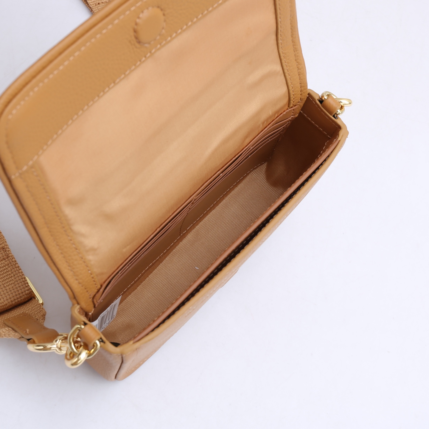 MarcJacobs春夏新品到货啦，夏天𥚃的多巴胺，适合活力四射的你[666]小小身躯大大容量！夏季超级