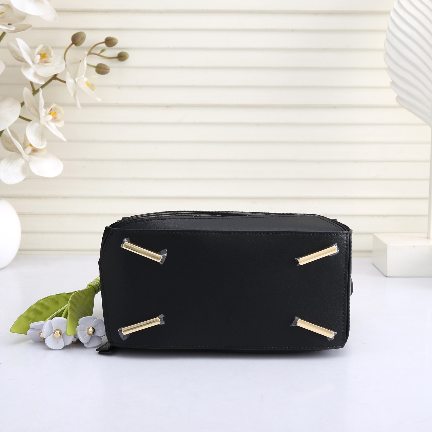 杨幂同款2025秋季新款LOEWE Featherlight Puzzle2手袋崭新推出原版皮拼磨砂绒F