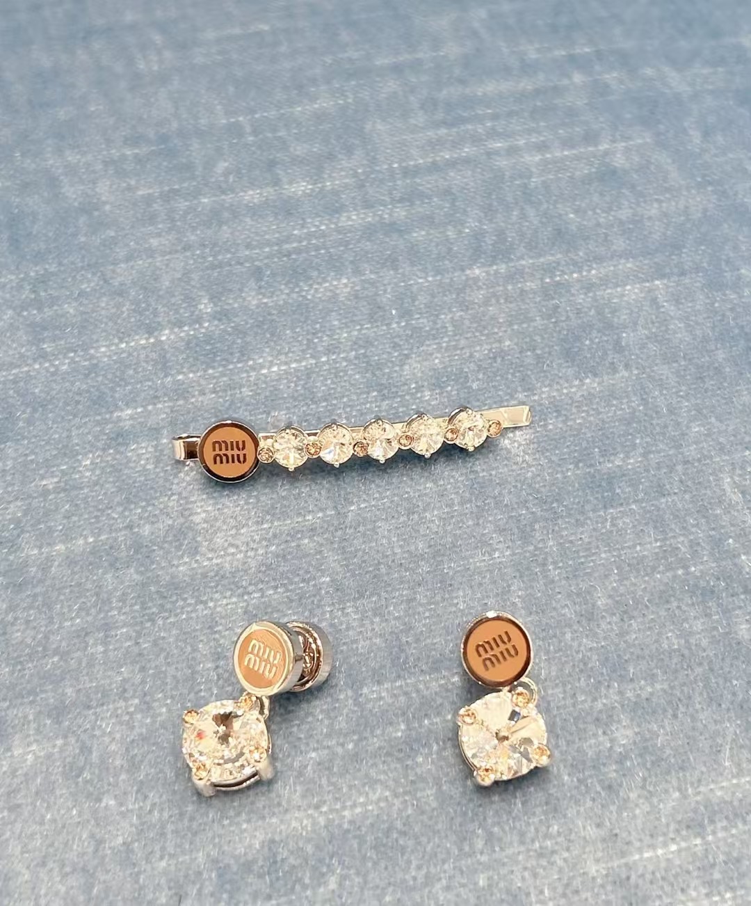 赵今麦同款miu耳钉🤎美拉德色系