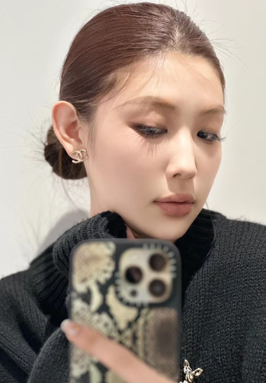 NO:632176,88168 New product purchase today yb 25s new golden wheat ear double C earrings. The metal wheat ear pattern double C is simple and has a great sense of design. The size is too good and very suitable for daily commuting. Z consistent brass material. Basic style with eyes closed, Cardia high-end jewelry1986090988168今日新品购入yb  25s新款金色麦穗双C耳钉 金属麦穗纹路双C简单又极具设计感 尺寸太优秀了非常适合日常通勤 z一致黄铜材质 基础款式闭眼入,,卡迪亚高端饰品,Jewelry