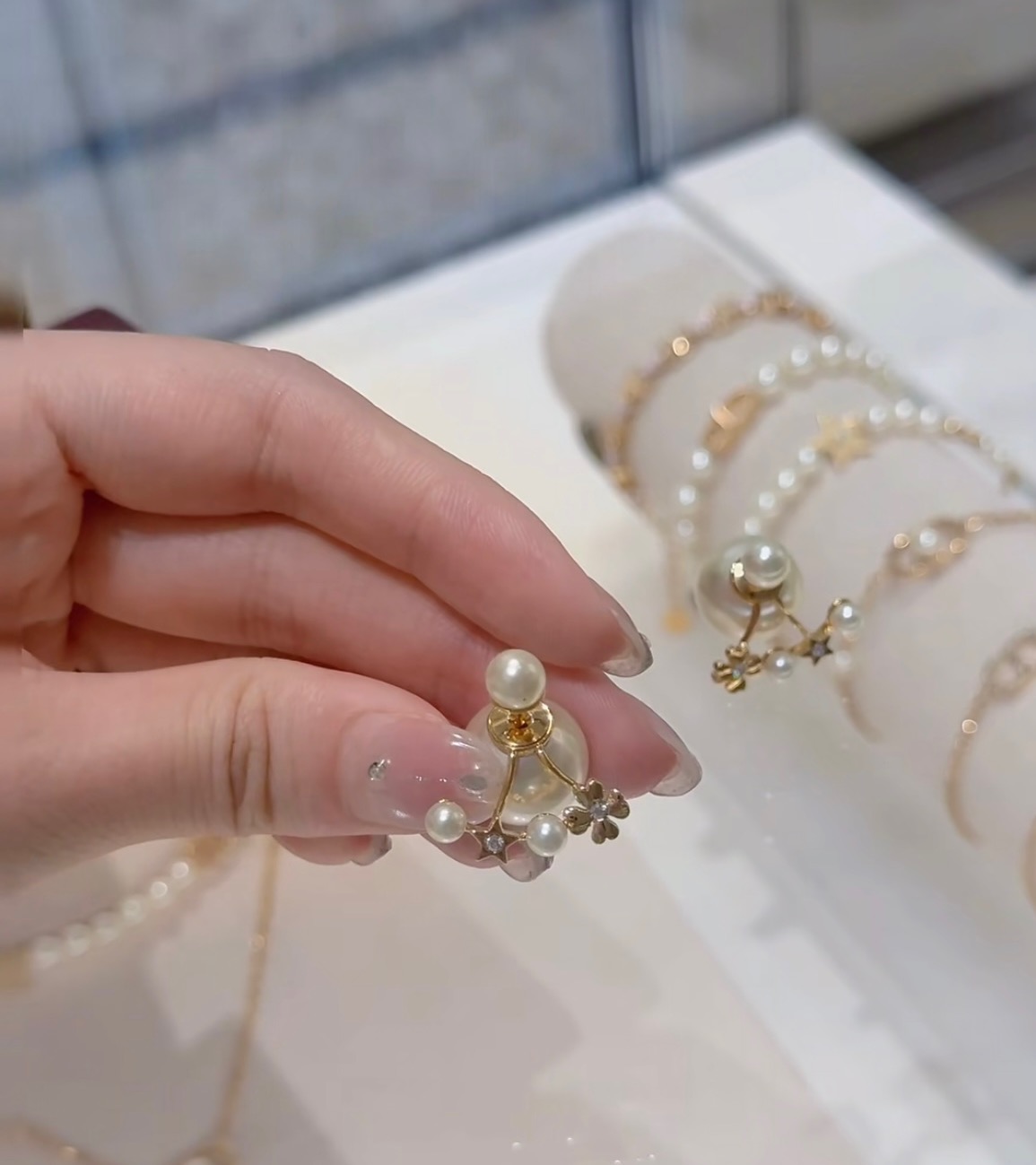 디올 귀걸이 135205 Dior Earrings 썸네일 이미지