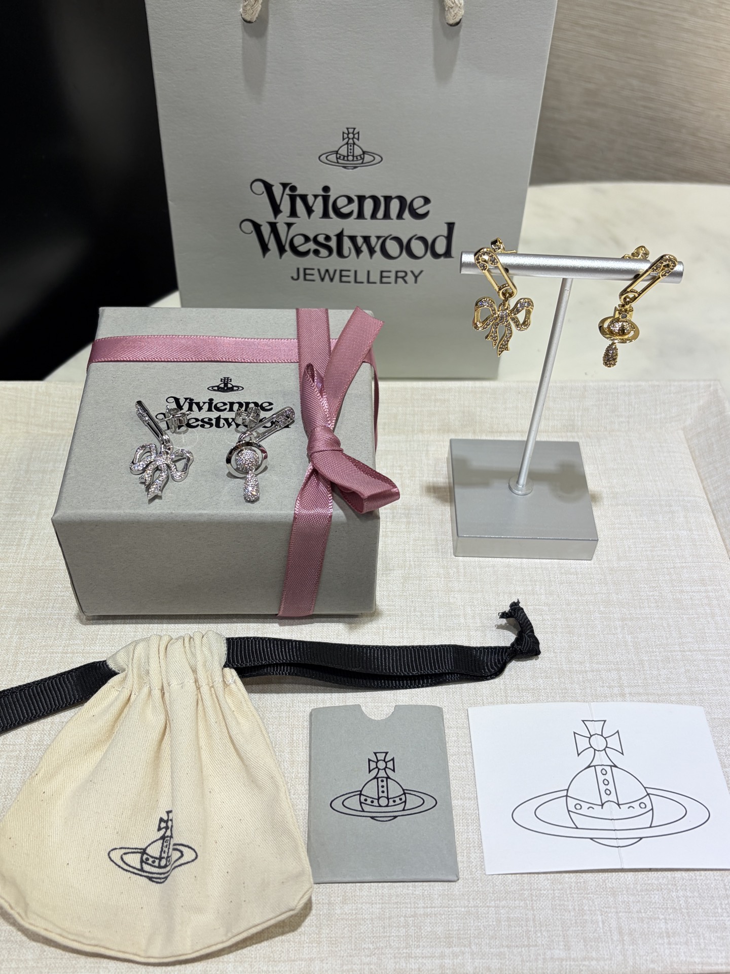 비비안웨스트우드 귀걸이 65224 Vivienne Westwood Earrings