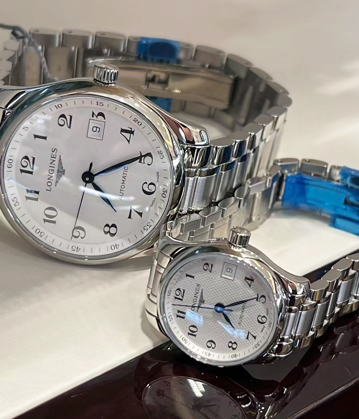 160钢带+20金+20【经典对表✨✨】品牌：浪情-LONGINES⚡⚡型号：名匠系列情侣机械腕表机芯：玻璃：防刮耐磨蓝宝玻璃镜面 表壳：316精钢表壳 超薄纤细原装同步壳身 三度防水，细节：字面、表针细节原版同步