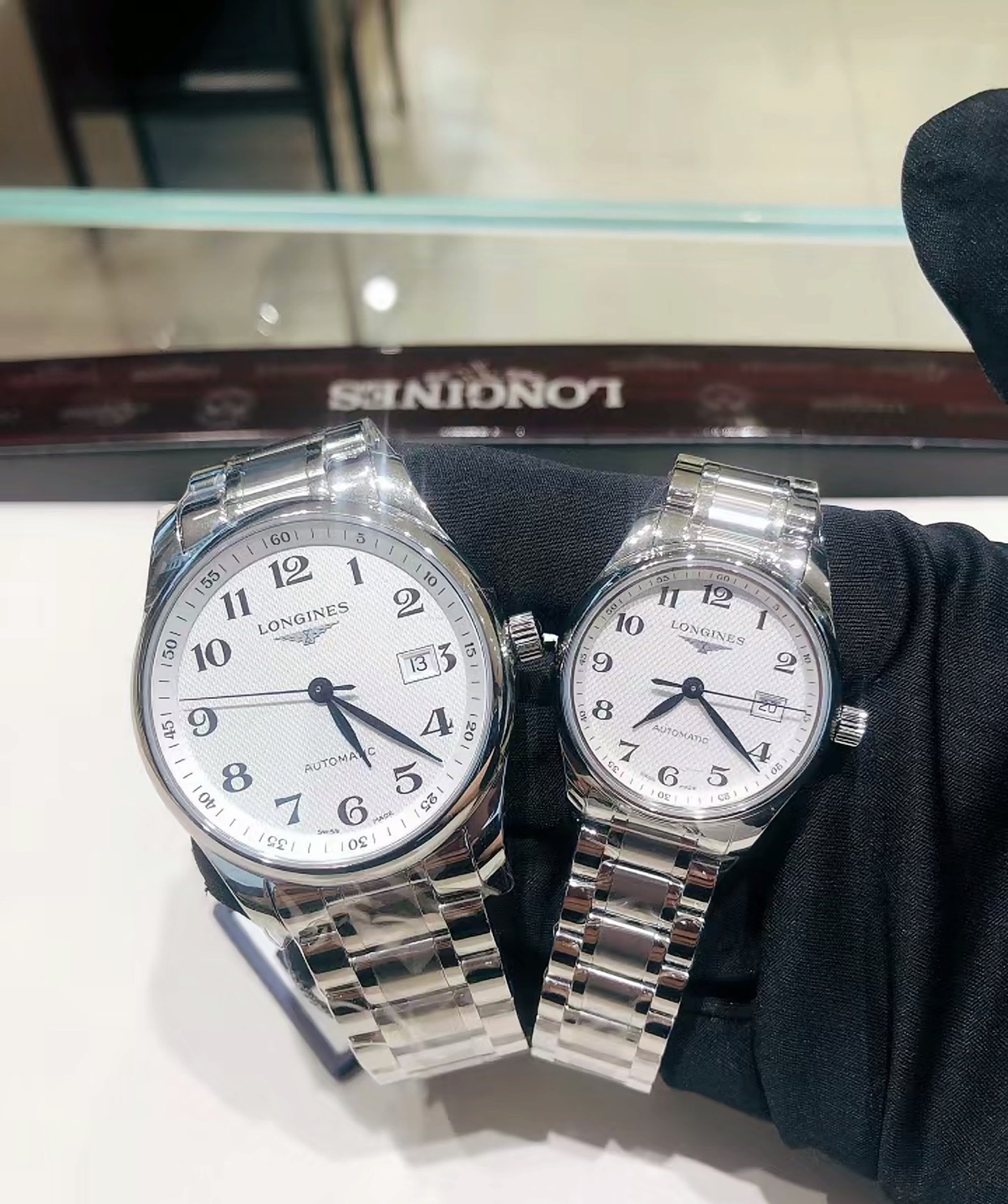 160钢带+20金+20【经典对表✨✨】品牌：浪情-LONGINES⚡⚡型号：名匠系列情侣机械腕表机芯：玻璃：防刮耐磨蓝宝玻璃镜面 表壳：316精钢表壳 超薄纤细原装同步壳身 三度防水，细节：字面、表针细节原版同步