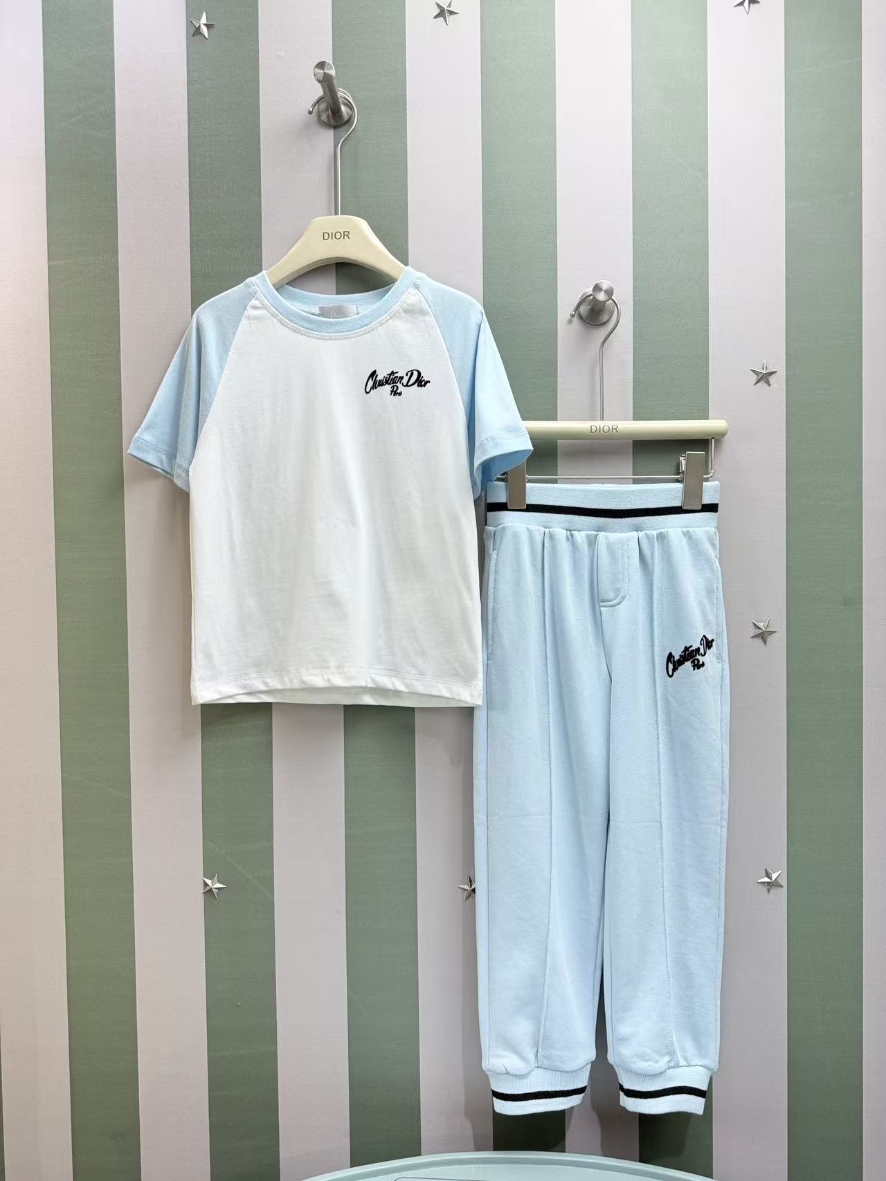 _dkf9sYxL_g8OE3R9YCDcrO1nJjqRX2SPaA8aCAg