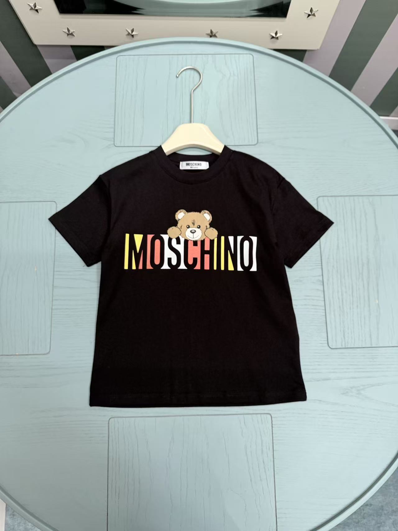 NO:769882,Running volume # 2026SS. MOS new summer product, same style round neck short-sleeved children's T-shirt, combed cotton fabric ~ no pilling, no fading, high quality, worth buying ~ same style for men and women ~ ~ code number - 110-120-130-140-150 (suitable for heights of about 90-145cm) Buy now, clothes, T-shirts, tees, t-shirts,19860909跑量# 2026SS. MOS夏季新品同款圆领短袖儿童T恤 ,精梳棉棉面料～不起球不褪色 高品质 值得入手~男女宝同款～～ 码数-110-120-130-140-150码（适合身高90-145cm左右） 立即抢购,衣服,T-shirt,tees，t-shirt,,Children's