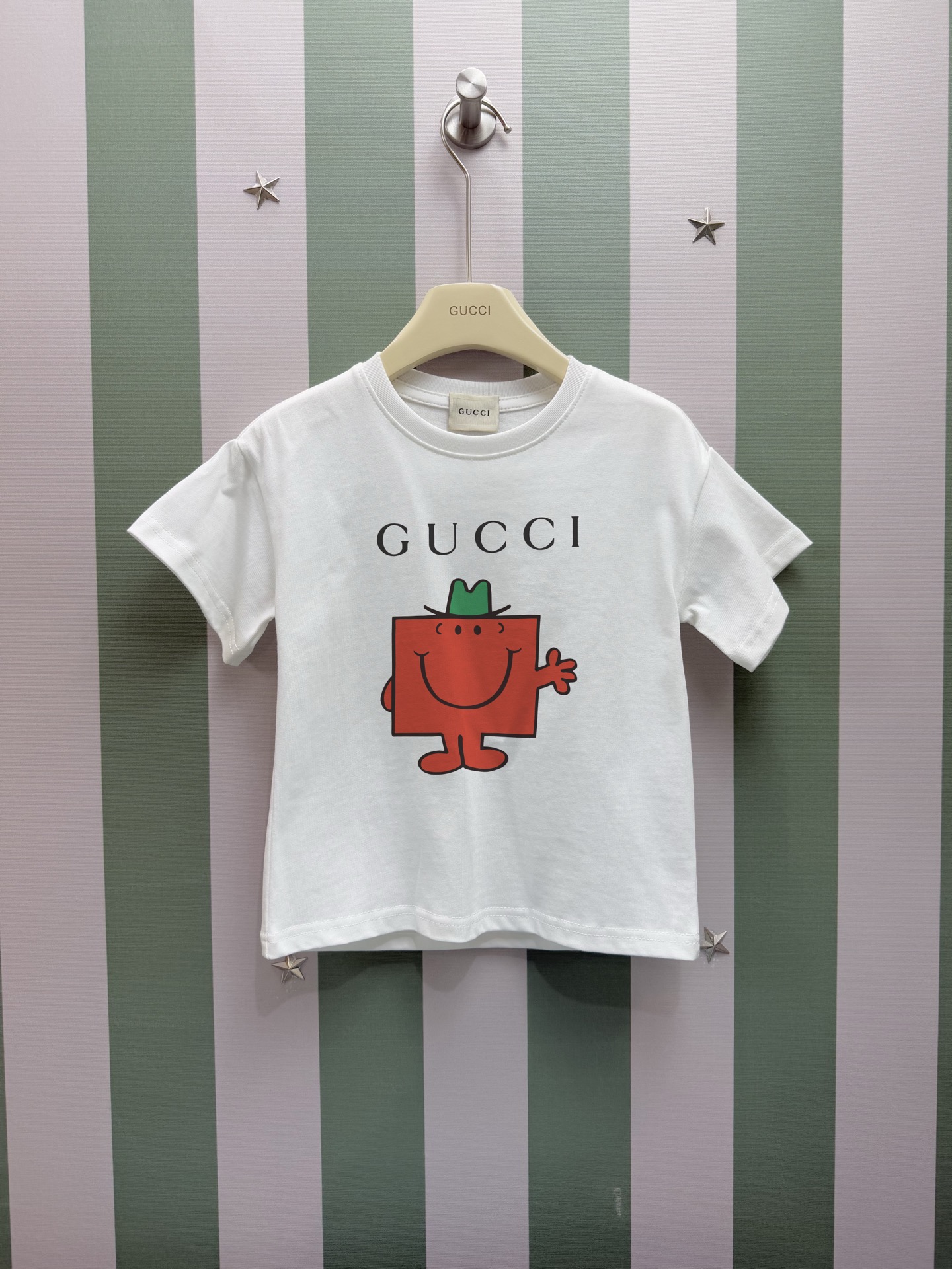 NO:769935,Price based on quantity [large amount of available products] Exclusive real shot of 2026 SS. GG new summer product, the same round neck short-sleeved children's T-shirt as the official website, combed cotton fabric ~ does not pill and fade, original quality, common stock on the market!  It’s worth buying~ The same style for men and women~~ Color white, code number-110-120-130-140-150-code (suitable for height around 90-155cm), clothes, T-shirt, tees, t-shirt,19860909跑量价【大量现货主推】独家实拍2026 SS. GG夏季新品 官网同款圆领短袖儿童T恤 ,精梳棉棉面料～不起球不褪色 原单品质市面普货！值得入手~男女宝同款～～ 颜色白色 码数-110-120-130-140-150-码（适合身高90-155cm左右）,衣服,T-shirt,tees，t-shirt,,Children's